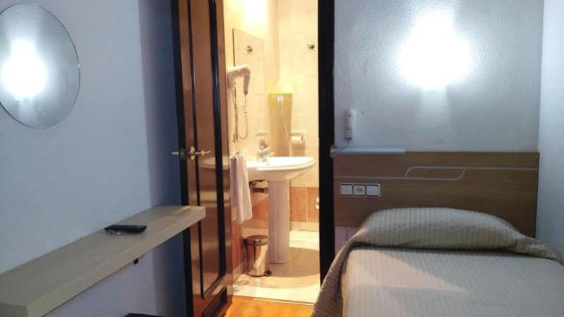 Santa Clara Hotel Oviedo Ngoại thất bức ảnh